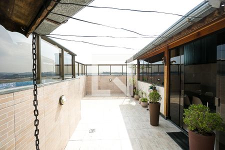 Apartamento para alugar com 135m², 3 quartos e 2 vagasQuintal