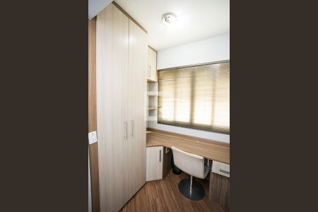 Escritório de apartamento para alugar com 3 quartos, 135m² em Chácara Agrindus, Taboão da Serra