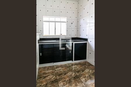 Casa para alugar com 160m², 2 quartos e 2 vagasCozinha