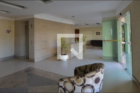 Apartamento à venda com 90m², 3 quartos e 2 vagas Apartamento à venda com 90m², 3 quartos e 2 vagasHall de entrada