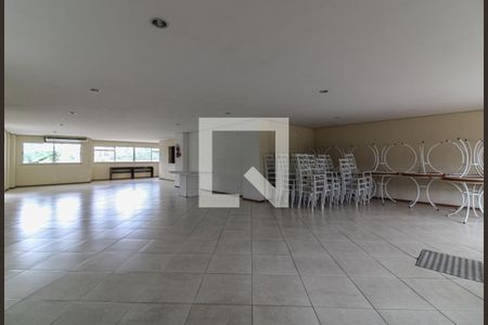 Apartamento à venda com 90m², 3 quartos e 2 vagas Apartamento à venda com 90m², 3 quartos e 2 vagasÁrea comum - Salão de festas