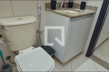 Apartamento à venda com 90m², 3 quartos e 2 vagas Apartamento à venda com 90m², 3 quartos e 2 vagasBanheiro da Suíte