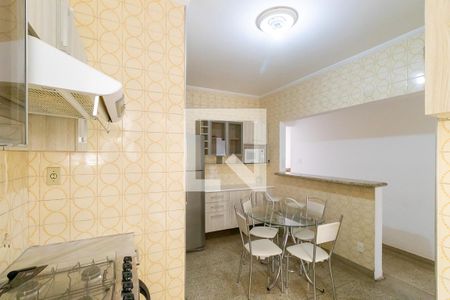 Casa de condomínio à venda com 70m², 2 quartos e 2 vagasCozinha