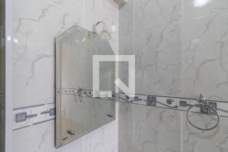 Casa de condomínio à venda com 70m², 2 quartos e 2 vagasBanheiro da suíte