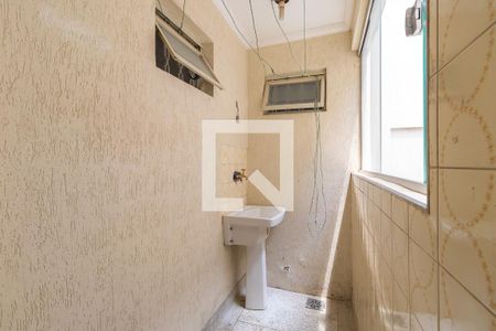 Casa de condomínio à venda com 70m², 2 quartos e 2 vagasÁrea de serviço