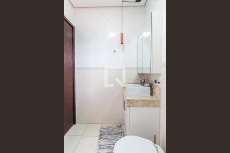 Casa à venda com 192m², 3 quartos e 4 vagas Casa à venda com 192m², 3 quartos e 4 vagasSuíte 2 - Banheiro