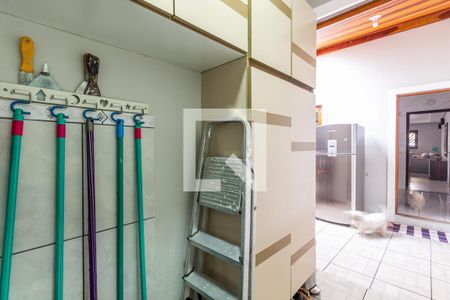 Casa à venda com 192m², 3 quartos e 4 vagas Casa à venda com 192m², 3 quartos e 4 vagasÁrea de Serviço