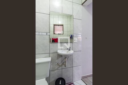 Casa à venda com 192m², 3 quartos e 4 vagas Casa à venda com 192m², 3 quartos e 4 vagasSuíte - Banheiro