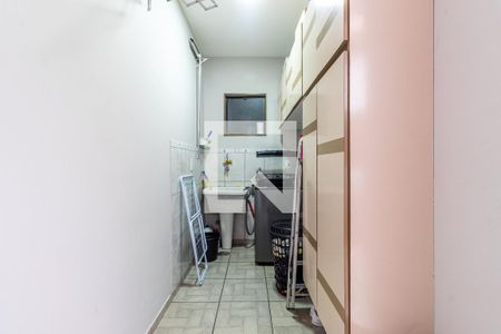 Casa à venda com 192m², 3 quartos e 4 vagas Casa à venda com 192m², 3 quartos e 4 vagasÁrea de Serviço