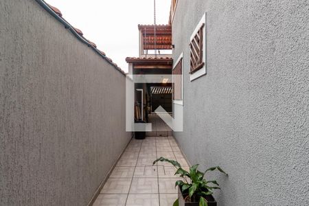 Casa à venda com 192m², 3 quartos e 4 vagas Casa à venda com 192m², 3 quartos e 4 vagasQuintal