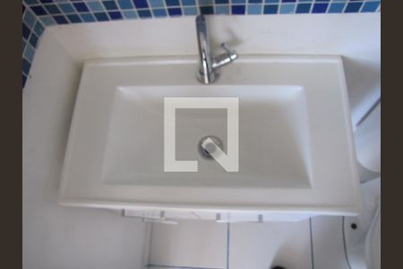 Apartamento à venda com 48m², 2 quartos e sem vagaBanheiro