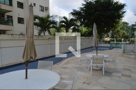 Apartamento para alugar com 78m², 2 quartos e 1 vagaÁrea comum - Piscina