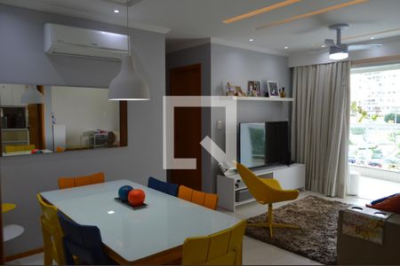 Sala de apartamento para alugar com 2 quartos, 78m² em Jacarepaguá, Rio de Janeiro