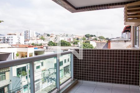 Apartamento à venda com 80m², 3 quartos e 2 vagasVaranda