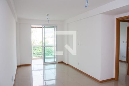 Apartamento à venda com 80m², 3 quartos e 2 vagasSala