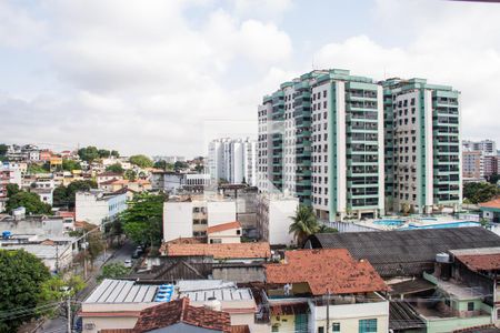 Apartamento à venda com 80m², 3 quartos e 2 vagasQuarto 02 - Janela