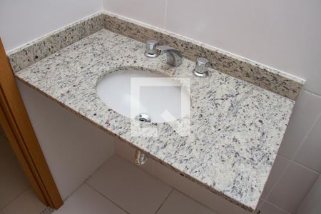 Apartamento à venda com 80m², 3 quartos e 2 vagasBanheiro Social