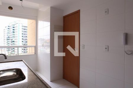 Apartamento à venda com 80m², 3 quartos e 2 vagasCozinha e Área de Serviço