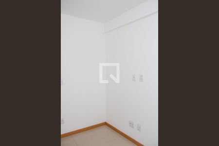 Apartamento à venda com 80m², 3 quartos e 2 vagasQuarto 02