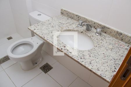 Apartamento à venda com 80m², 3 quartos e 2 vagasBanheiro Social