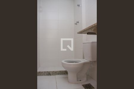 Apartamento à venda com 80m², 3 quartos e 2 vagasBanheiro Social