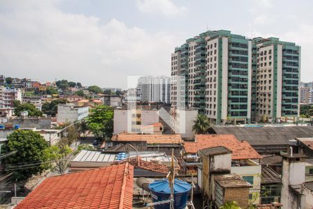 Apartamento à venda com 80m², 3 quartos e 2 vagasQuarto 01 - Janela