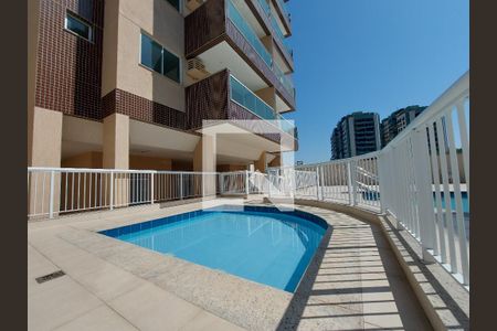 Apartamento à venda com 80m², 3 quartos e 2 vagas Apartamento à venda com 80m², 3 quartos e 2 vagasÁrea comum - Piscina