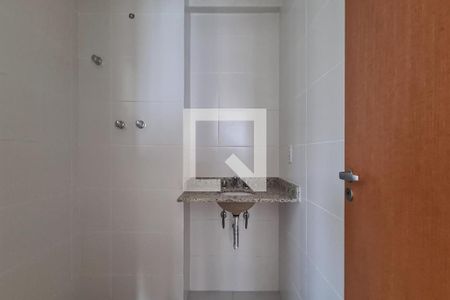 Apartamento à venda com 76m², 3 quartos e 2 vagasBanheiro Social