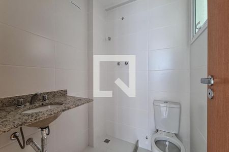 Apartamento à venda com 76m², 3 quartos e 2 vagasBanheiro da Suíte 2
