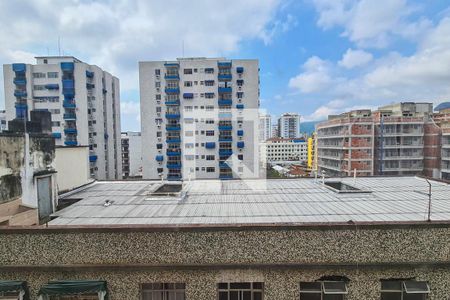 Apartamento à venda com 76m², 3 quartos e 2 vagasQuarto 2 - Suíte