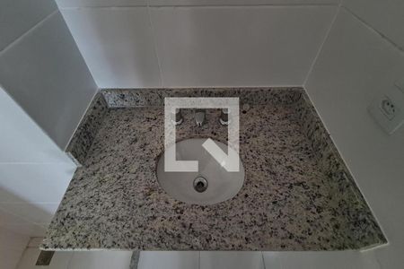 Apartamento à venda com 76m², 3 quartos e 2 vagasBanheiro Social