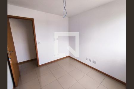 Apartamento à venda com 73m², 3 quartos e 2 vagas Apartamento à venda com 73m², 3 quartos e 2 vagasQuarto 2