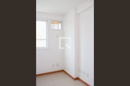 Apartamento à venda com 80m², 3 quartos e 2 vagasQuarto 02