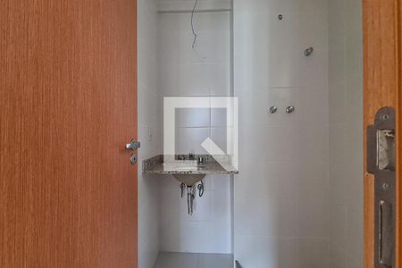 Apartamento à venda com 73m², 3 quartos e 2 vagasBanheiro Social