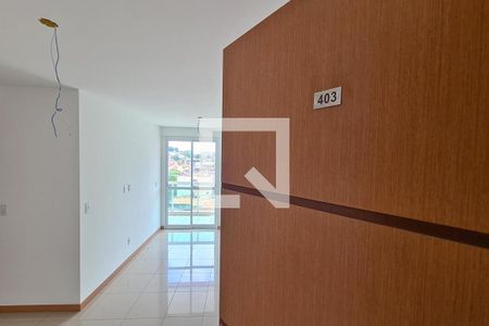 Apartamento à venda com 73m², 3 quartos e 2 vagasEntrada