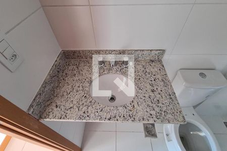 Apartamento à venda com 80m², 3 quartos e 2 vagas Apartamento à venda com 80m², 3 quartos e 2 vagasBanheiro SocialVista