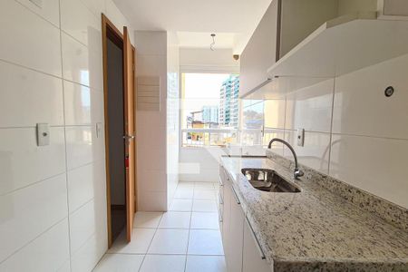 Apartamento à venda com 80m², 3 quartos e 2 vagas Apartamento à venda com 80m², 3 quartos e 2 vagasCozinha