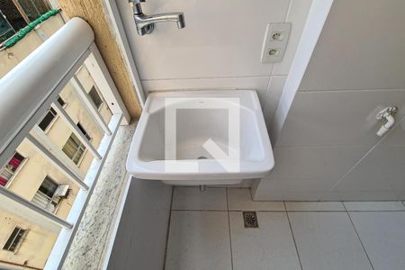 Apartamento à venda com 80m², 3 quartos e 2 vagas Apartamento à venda com 80m², 3 quartos e 2 vagasÁrea de Serviço