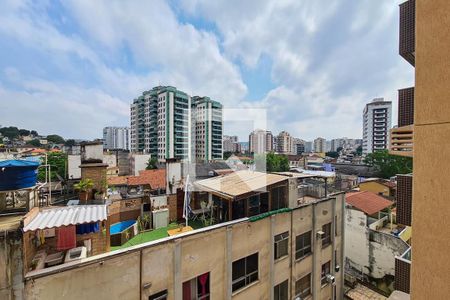 Apartamento à venda com 80m², 3 quartos e 2 vagas Apartamento à venda com 80m², 3 quartos e 2 vagasVista Área de Serviço