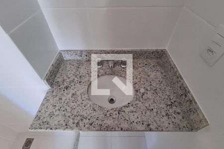 Apartamento à venda com 76m², 3 quartos e 2 vagas Apartamento à venda com 76m², 3 quartos e 2 vagasBanheiro Social