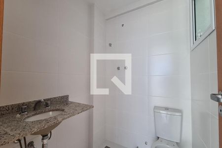 Apartamento à venda com 76m², 3 quartos e 2 vagas Apartamento à venda com 76m², 3 quartos e 2 vagasBanheiro da Suíte