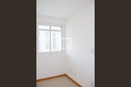 Apartamento à venda com 76m², 3 quartos e 2 vagasQuarto 01