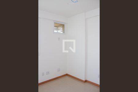 Apartamento à venda com 76m², 3 quartos e 2 vagasQuarto 02
