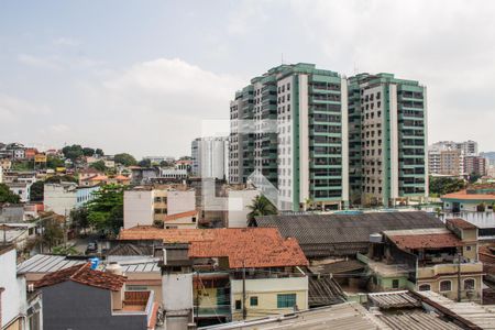 Apartamento à venda com 76m², 3 quartos e 2 vagasSuíte - Janela