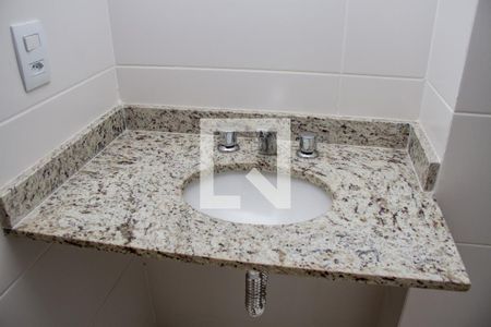 Apartamento à venda com 76m², 3 quartos e 2 vagasBanheiro Social