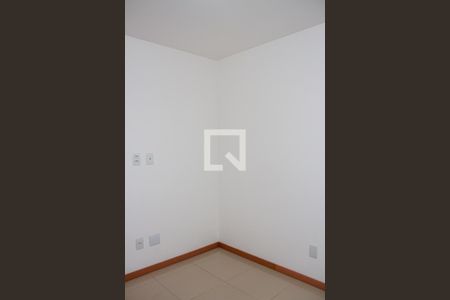Apartamento à venda com 76m², 3 quartos e 2 vagasQuarto 02