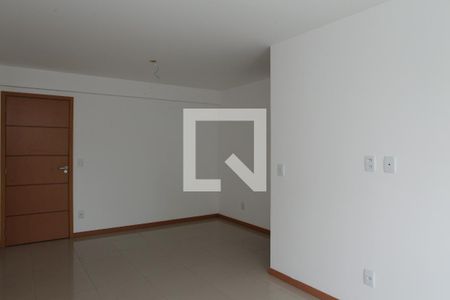 Apartamento à venda com 76m², 3 quartos e 2 vagasSala