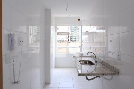 Apartamento à venda com 76m², 3 quartos e 2 vagasCozinha e Área de Serviço
