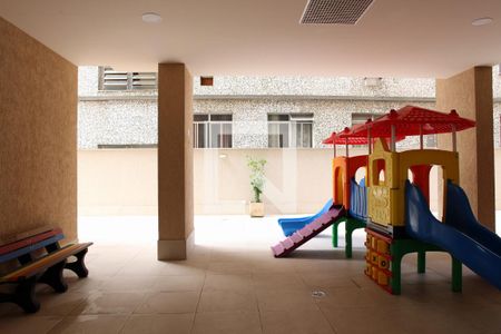 Apartamento à venda com 76m², 3 quartos e 2 vagasÁrea Comum - Playground