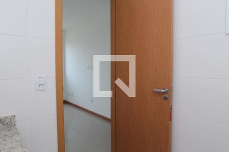 Apartamento à venda com 76m², 3 quartos e 2 vagasBanheiro do Quarto 3 - Suíte